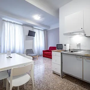 Yid Agnolo Three Bedroom In Appartamento Firenze